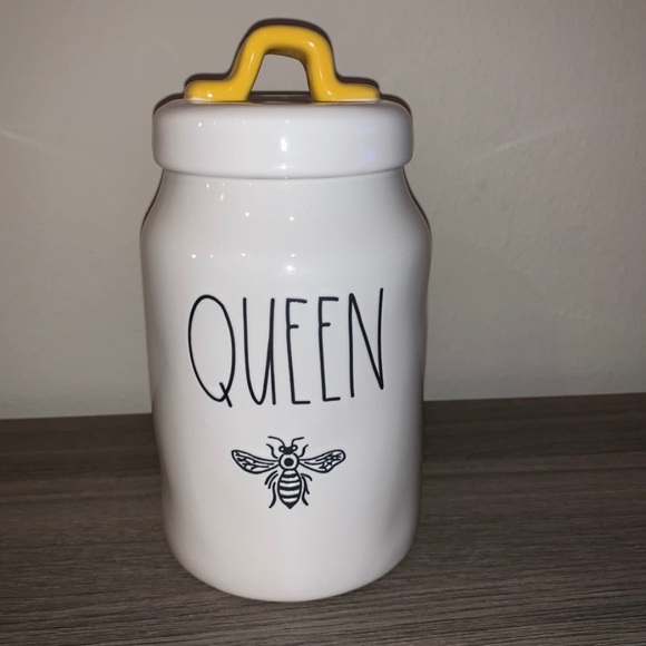 Rae Dunn QUEEN 🐝 Canister